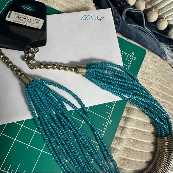 Catherine Stein Design Multiple strands turquoise beaded necklace - Picture 9 of 9
